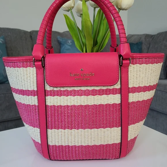 Like New - Kate Spade Straw Satchel  w/crossbody strap - Picture 2 of 16
